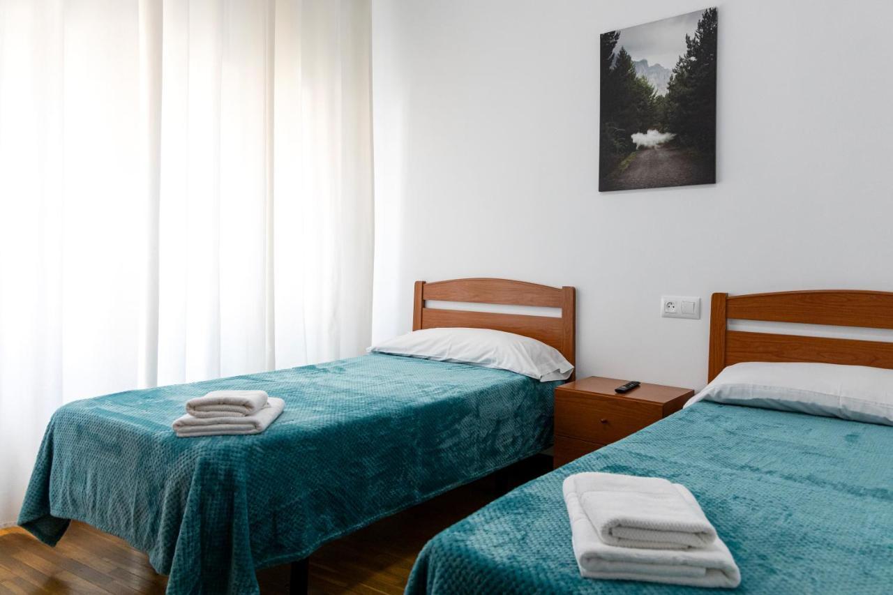 Yani'S Hospedaje Pension 1 Estrella Арриондас Экстерьер фото