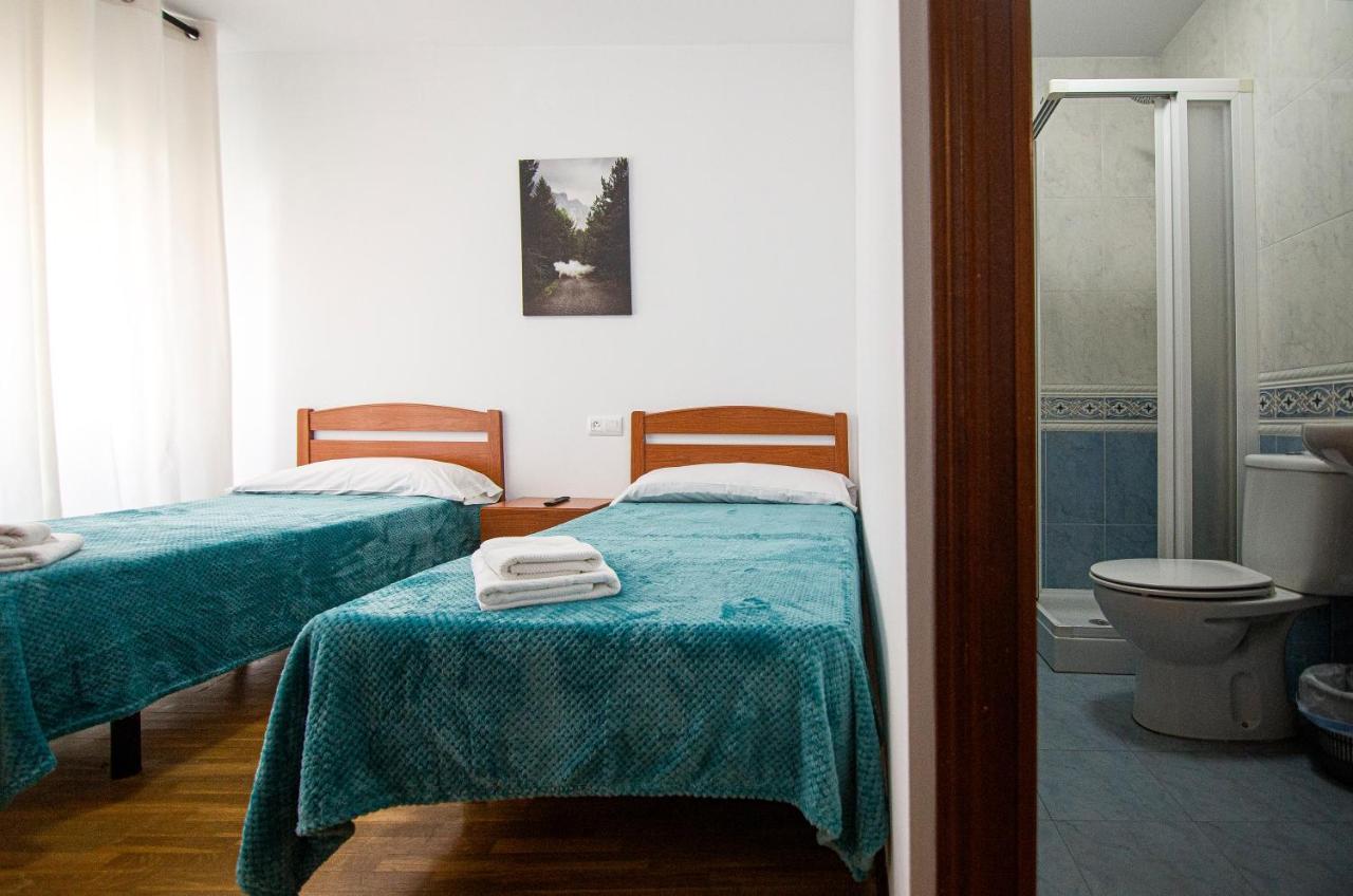 Yani'S Hospedaje Pension 1 Estrella Арриондас Экстерьер фото