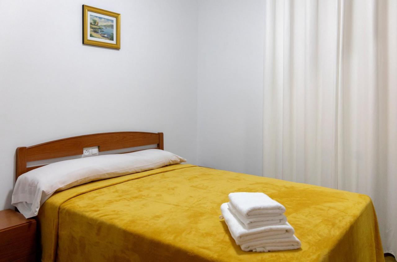 Yani'S Hospedaje Pension 1 Estrella Арриондас Экстерьер фото